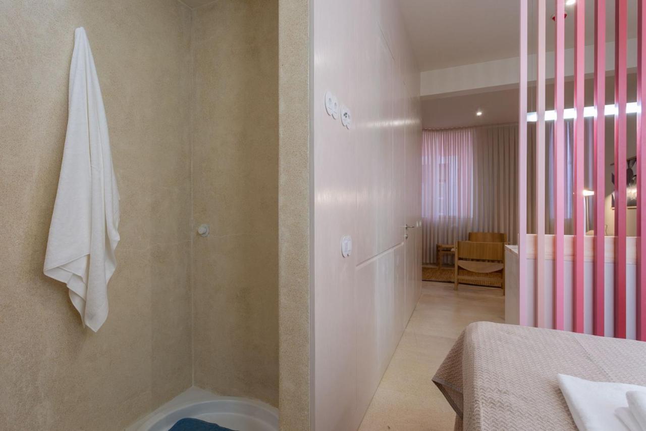 Princess Building W/Pool By Lovelystay วีลาเรอัลเดซานโตอันโตนิโอ ภายนอก รูปภาพ